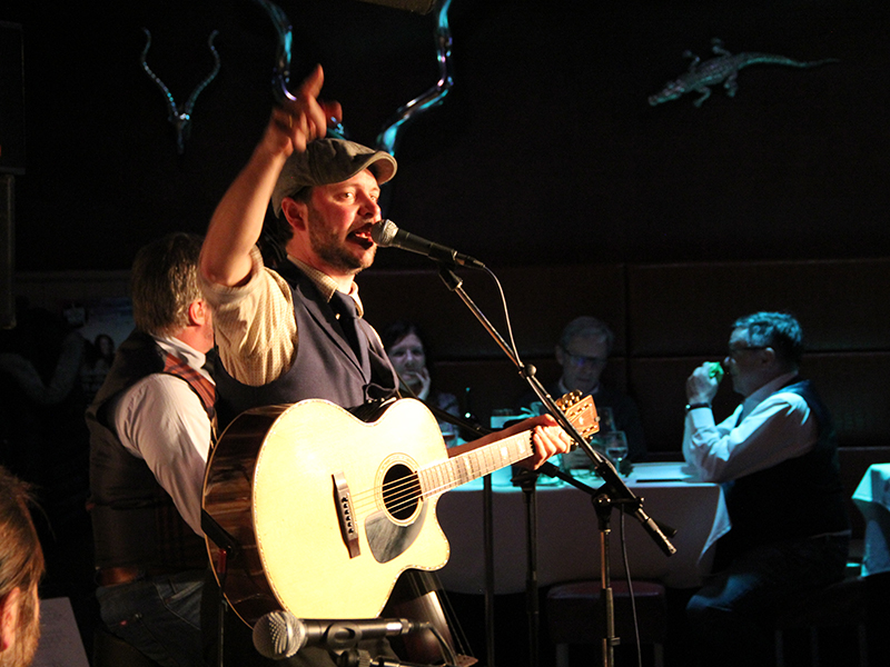Toi- Mundart Band aus dem Oberland